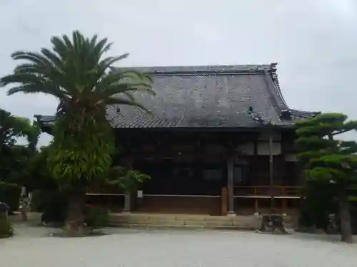 南岑寺の本殿・本堂