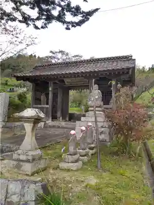 曹洞宗 永松山 龍泉寺の山門・神門