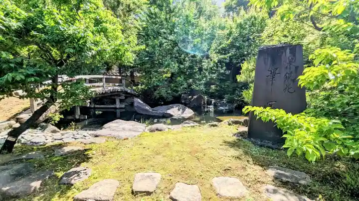 湯島天満宮の庭園
