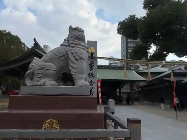 十日恵比須神社の{uncategorized: "未分類", other: "その他", undefined: "問題あり", building: "その他建物", grave: "お墓", sacred_gate: "鳥居", guardian: "狛犬", statue: "像", buddha: "仏像", history: "歴史", nature: "自然", garden: "庭園", animal: "動物", pagoda: "塔", temizu: "手水舎", mountain_gate: "山門・神門", sanctuary: "本殿・本堂", subordinate: "末社・摂社", art: "芸術", scenery: "景色", jizo: "地蔵", ema: "絵馬", goshuin: "御朱印", omikuji: "おみくじ", items: "授与品その他", amulet: "お守り", goshuincho: "御朱印帳", eats: "食事", festival: "お祭り", votive_dance: "神楽", shichigosan: "七五三参", wedding: "結婚式", experience: "体験その他", initially: "初詣", around: "周辺", anti_infection: "感染症対策"}
