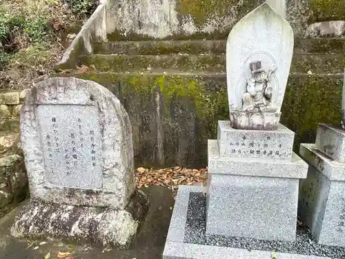 閑翁寺(三重県)