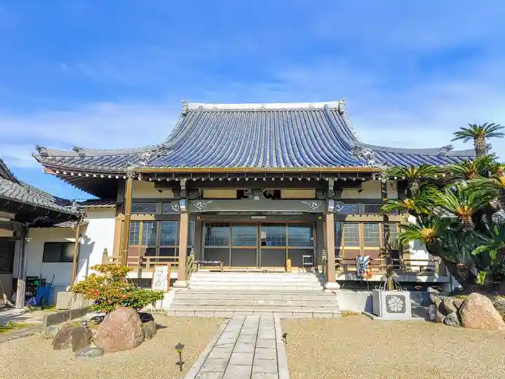 雲居寺の本殿・本堂