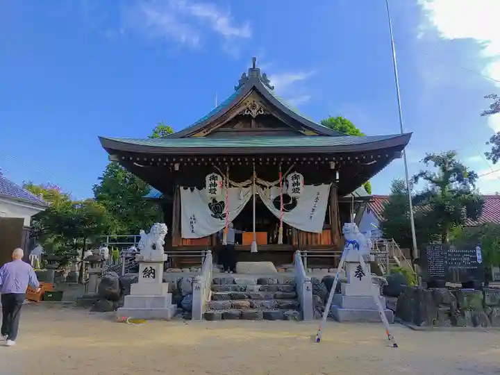 余野神社の本殿・本堂