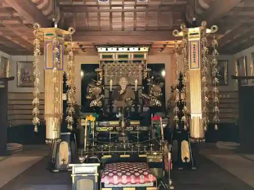 箸蔵寺の本殿・本堂