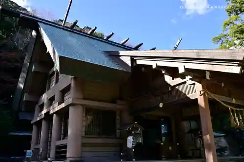 安房神社の本殿・本堂