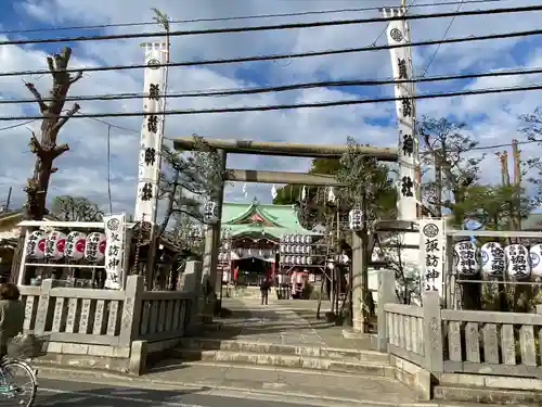 諏訪神社の鳥居