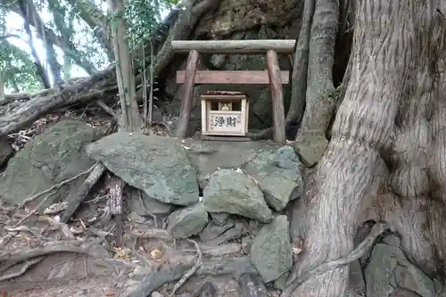 事任八幡宮の末社