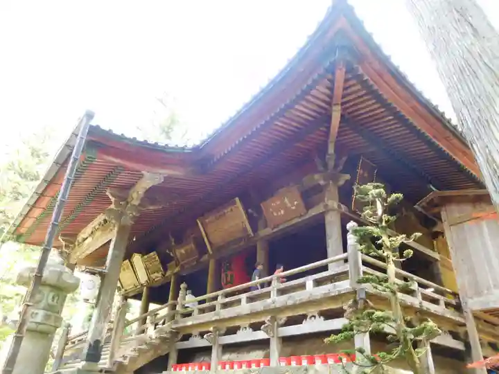 華厳寺の本殿・本堂