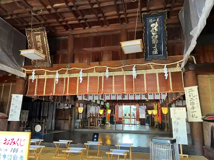 高岡関野神社の本殿・本堂