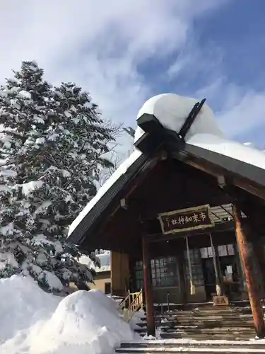 市来知神社の本殿