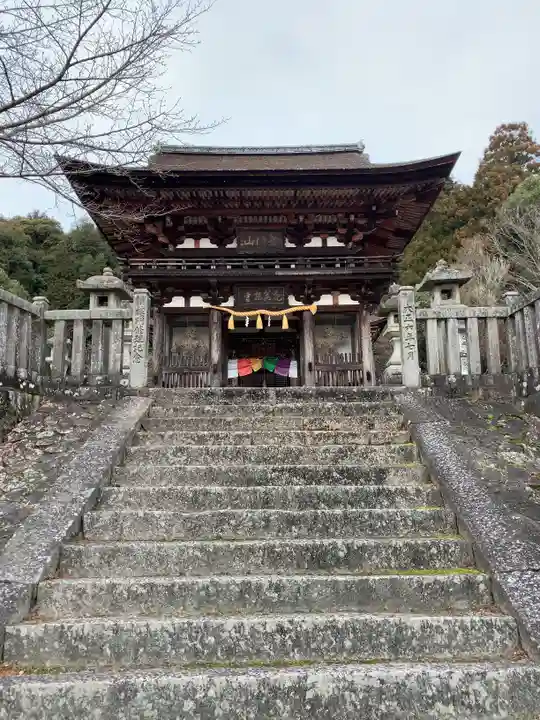 観菩提寺の山門・神門