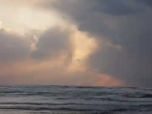 稲佐の浜　弁天島(島根県)