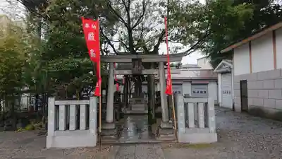 尾久八幡神社の末社・摂社