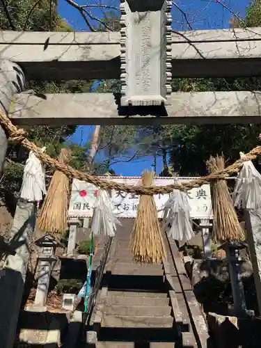 師岡熊野神社の鳥居