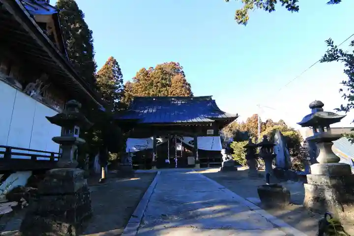 油井神社の本殿・本堂