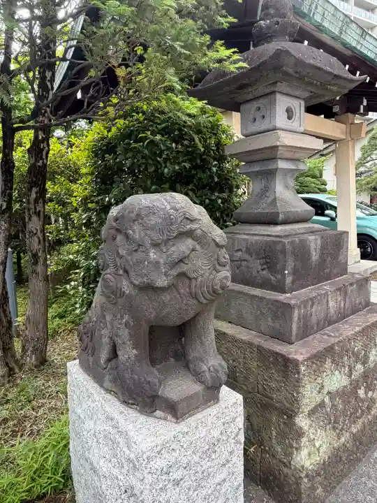 青砥神社の{uncategorized: "未分類", other: "その他", undefined: "問題あり", building: "その他建物", grave: "お墓", sacred_gate: "鳥居", guardian: "狛犬", statue: "像", buddha: "仏像", history: "歴史", nature: "自然", garden: "庭園", animal: "動物", pagoda: "塔", temizu: "手水舎", mountain_gate: "山門・神門", sanctuary: "本殿・本堂", subordinate: "末社・摂社", art: "芸術", scenery: "景色", jizo: "地蔵", ema: "絵馬", goshuin: "御朱印", omikuji: "おみくじ", items: "授与品その他", amulet: "お守り", goshuincho: "御朱印帳", eats: "食事", festival: "お祭り", votive_dance: "神楽", shichigosan: "七五三参", wedding: "結婚式", experience: "体験その他", initially: "初詣", around: "周辺", anti_infection: "感染症対策"}