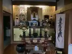 常泉寺の本殿