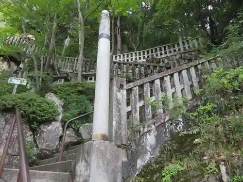 阿賀神社の建物その他