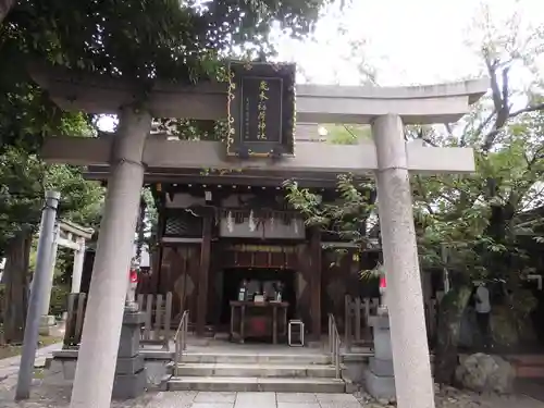 飛木稲荷神社(東京都)