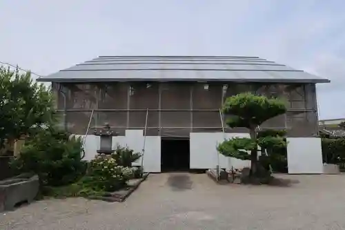 薬師寺の本殿・本堂