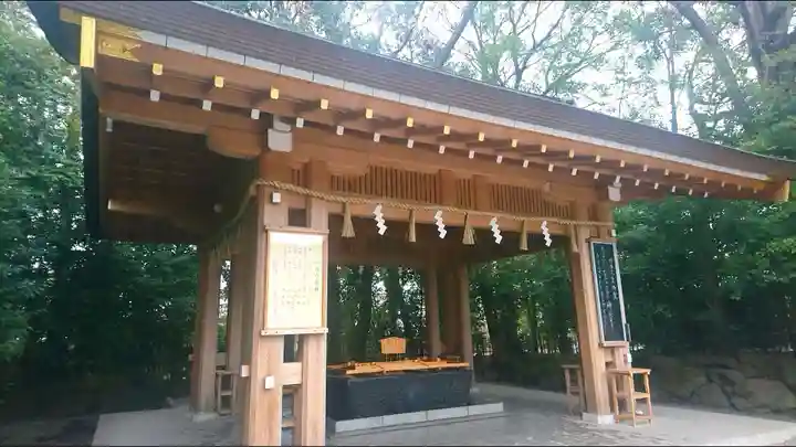 寒川神社の手水舎