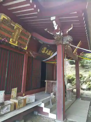 八王寺の本殿