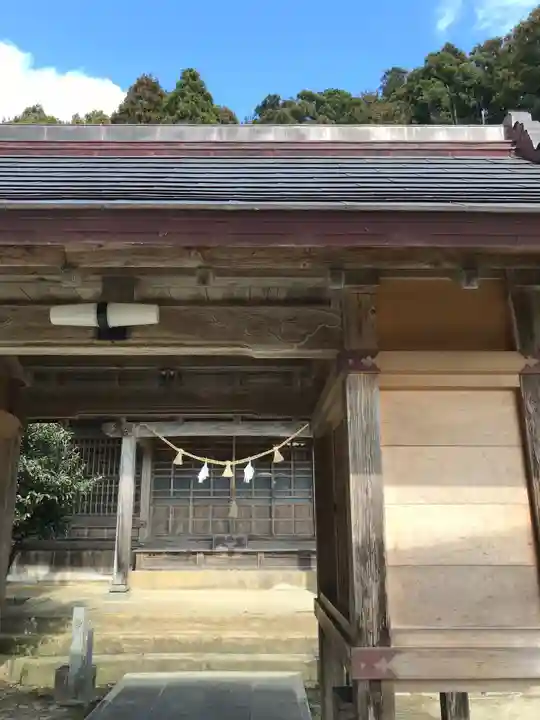 多太神社の山門・神門