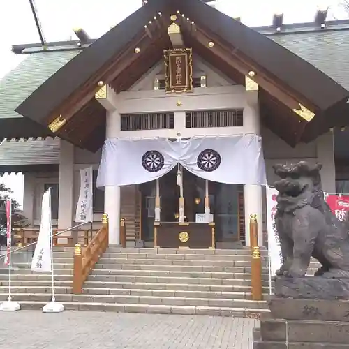 烈々布神社の本殿・本堂
