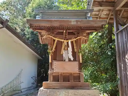 春日神社の末社