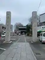 妻沼聖天山歓喜院の山門・神門