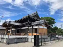 観音寺の本殿