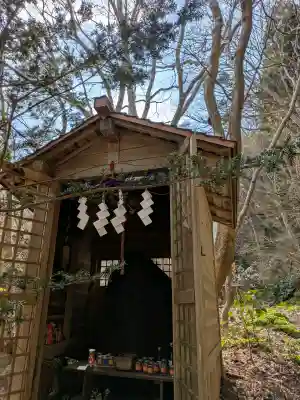 函館八幡宮の{uncategorized: "未分類", other: "その他", undefined: "問題あり", building: "その他建物", grave: "お墓", sacred_gate: "鳥居", guardian: "狛犬", statue: "像", buddha: "仏像", history: "歴史", nature: "自然", garden: "庭園", animal: "動物", pagoda: "塔", temizu: "手水舎", mountain_gate: "山門・神門", sanctuary: "本殿・本堂", subordinate: "末社・摂社", art: "芸術", scenery: "景色", jizo: "地蔵", ema: "絵馬", goshuin: "御朱印", omikuji: "おみくじ", items: "授与品その他", amulet: "お守り", goshuincho: "御朱印帳", eats: "食事", festival: "お祭り", votive_dance: "神楽", shichigosan: "七五三参", wedding: "結婚式", experience: "体験その他", initially: "初詣", around: "周辺", anti_infection: "感染症対策"}