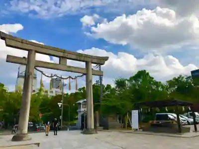 難波大社 生國魂神社の鳥居