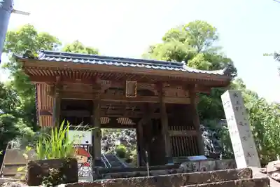 禅師峰寺の山門・神門