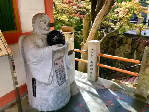 阿賀神社の像