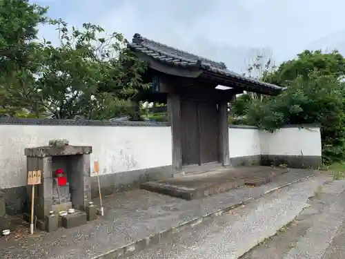 金乗院の山門・神門