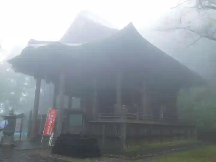 慈光寺の本殿・本堂