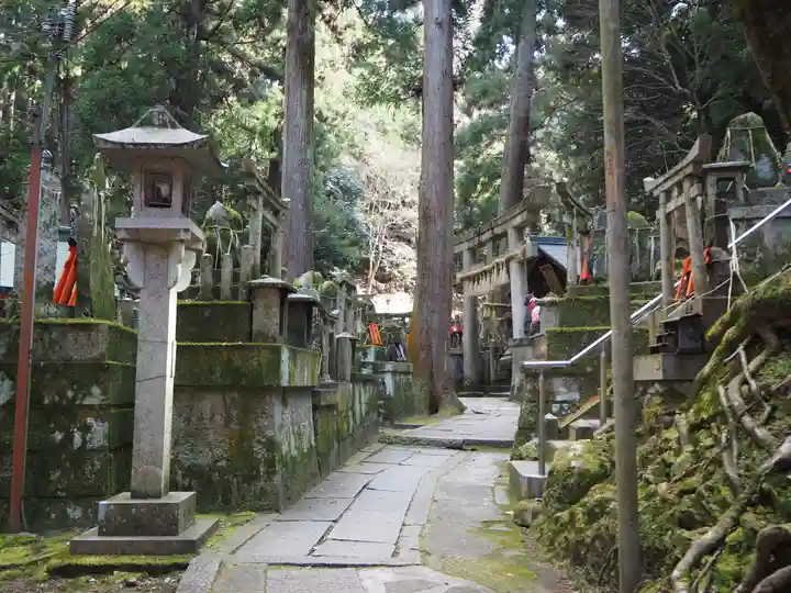 伏見稲荷大社 御膳谷奉拝所のその他建物