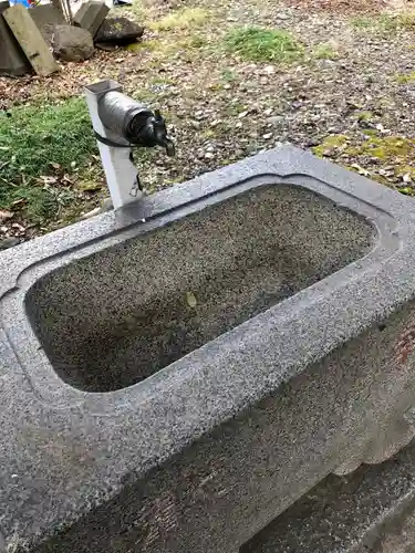 蠣崎神社の手水舎