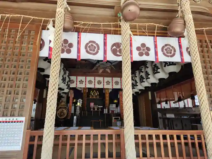 御厨神社の本殿