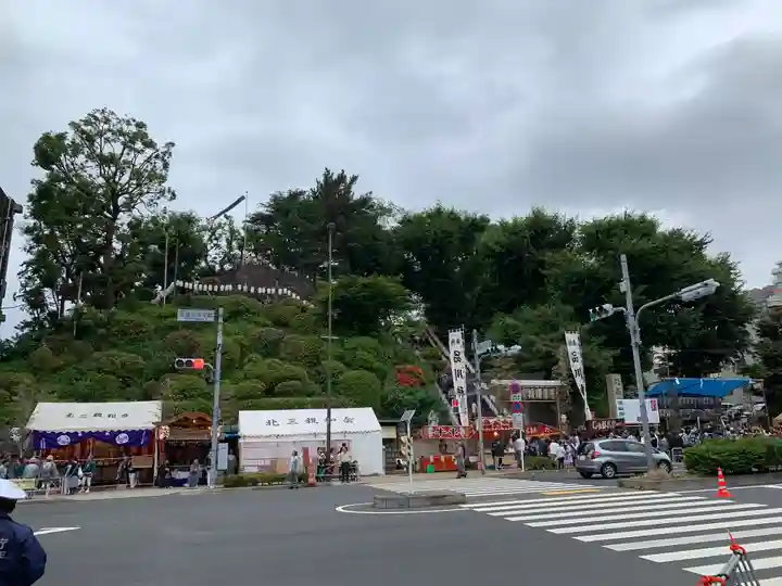 品川神社の周辺