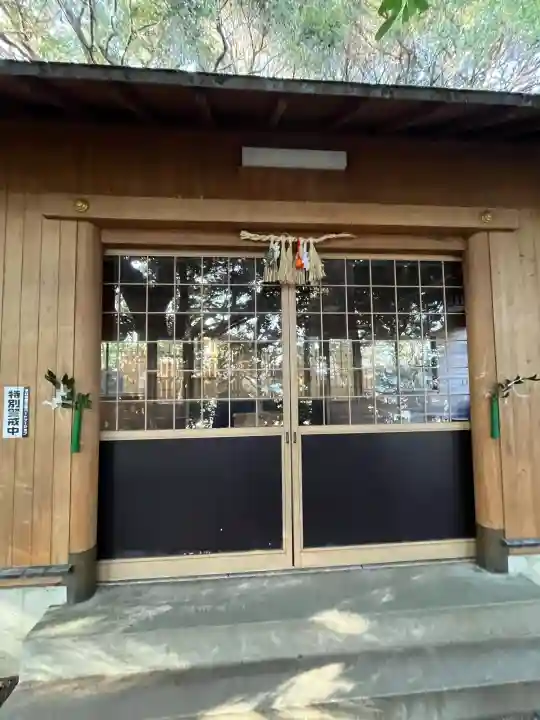 満留山神社の{uncategorized: "未分類", other: "その他", undefined: "問題あり", building: "その他建物", grave: "お墓", sacred_gate: "鳥居", guardian: "狛犬", statue: "像", buddha: "仏像", history: "歴史", nature: "自然", garden: "庭園", animal: "動物", pagoda: "塔", temizu: "手水舎", mountain_gate: "山門・神門", sanctuary: "本殿・本堂", subordinate: "末社・摂社", art: "芸術", scenery: "景色", jizo: "地蔵", ema: "絵馬", goshuin: "御朱印", omikuji: "おみくじ", items: "授与品その他", amulet: "お守り", goshuincho: "御朱印帳", eats: "食事", festival: "お祭り", votive_dance: "神楽", shichigosan: "七五三参", wedding: "結婚式", experience: "体験その他", initially: "初詣", around: "周辺", anti_infection: "感染症対策"}