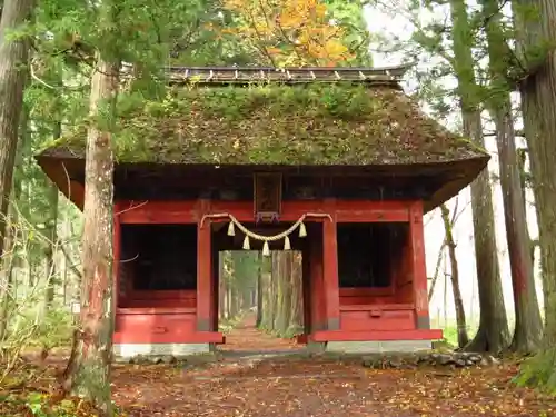 戸隠神社奥社の山門・神門