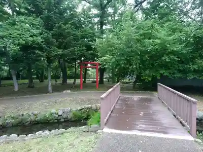 サケ神社(サケの慰霊塔)のその他建物