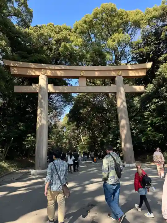明治神宮の{uncategorized: "未分類", other: "その他", undefined: "問題あり", building: "その他建物", grave: "お墓", sacred_gate: "鳥居", guardian: "狛犬", statue: "像", buddha: "仏像", history: "歴史", nature: "自然", garden: "庭園", animal: "動物", pagoda: "塔", temizu: "手水舎", mountain_gate: "山門・神門", sanctuary: "本殿・本堂", subordinate: "末社・摂社", art: "芸術", scenery: "景色", jizo: "地蔵", ema: "絵馬", goshuin: "御朱印", omikuji: "おみくじ", items: "授与品その他", amulet: "お守り", goshuincho: "御朱印帳", eats: "食事", festival: "お祭り", votive_dance: "神楽", shichigosan: "七五三参", wedding: "結婚式", experience: "体験その他", initially: "初詣", around: "周辺", anti_infection: "感染症対策"}