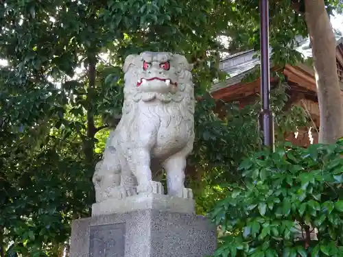 比々多神社の狛犬