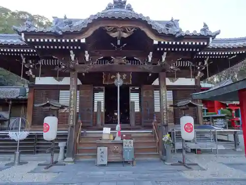 香西寺の本殿