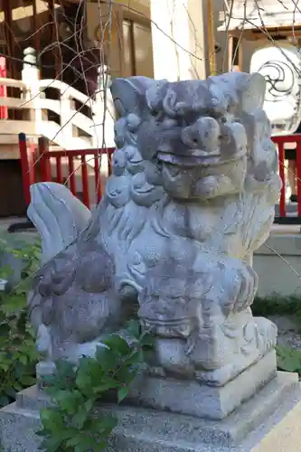 矢先稲荷神社の狛犬