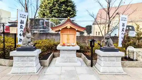 駒込妙義神社の末社・摂社