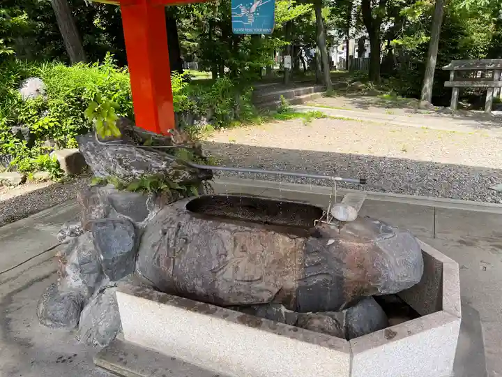 三光稲荷神社の手水舎